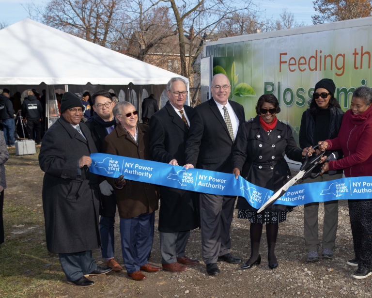 Governor Hochul Announces New Indoor Food Production System in East Buffalo